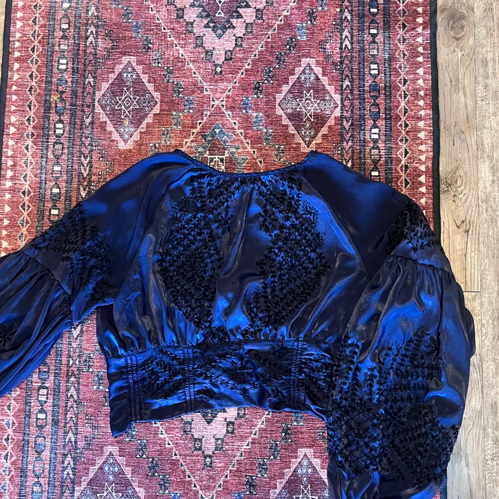 Blue satin embroidered crop